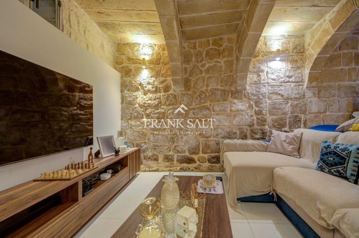 Image No.2-Ferme de 3 chambres à vendre à Malta