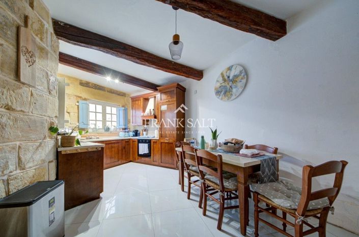 Image No.4-Ferme de 3 chambres à vendre à Malta