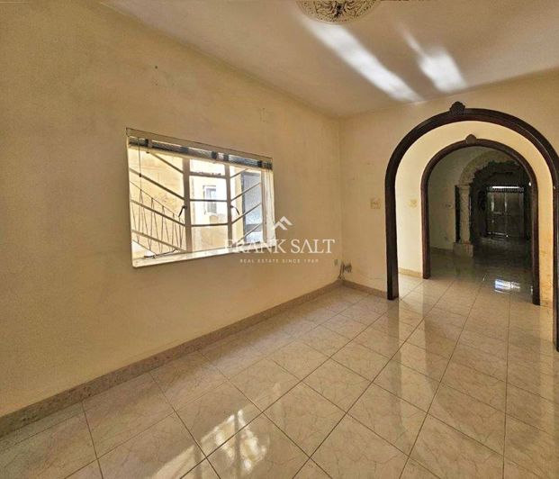 Image No.9-3 Bed Townhouse for sale