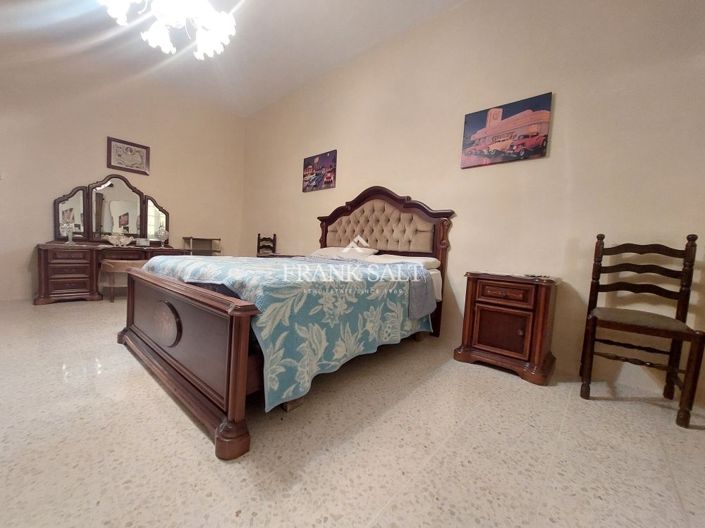 Image No.8-4 Bed Apartment for sale