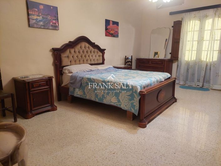 Image No.9-4 Bed Apartment for sale