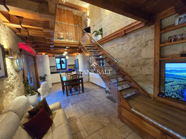 Image No.3-1 Bed Farmhouse for sale