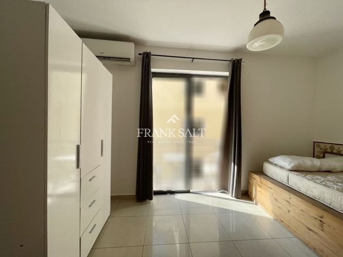 Image No.3-Appartement de 1 chambre à vendre à Sliema