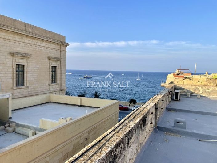 Image No.10-1 Bed Apartment for sale