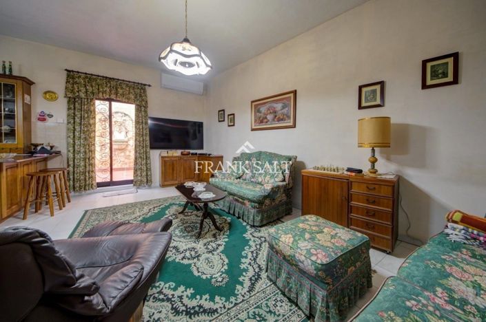 Image No.10-3 Bed Villa for sale