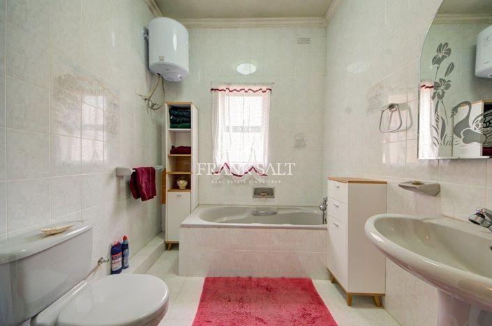 Image No.16-3 Bed Villa for sale