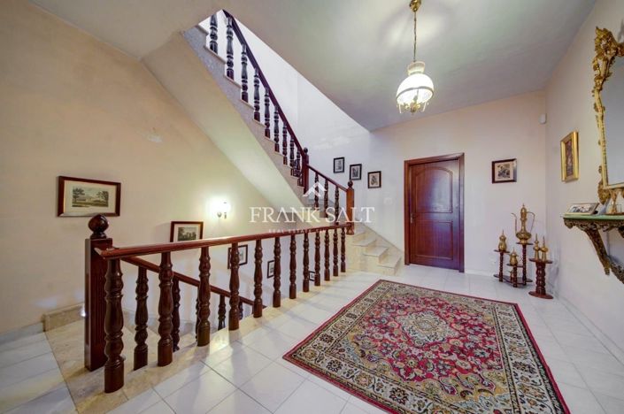 Image No.20-3 Bed Villa for sale