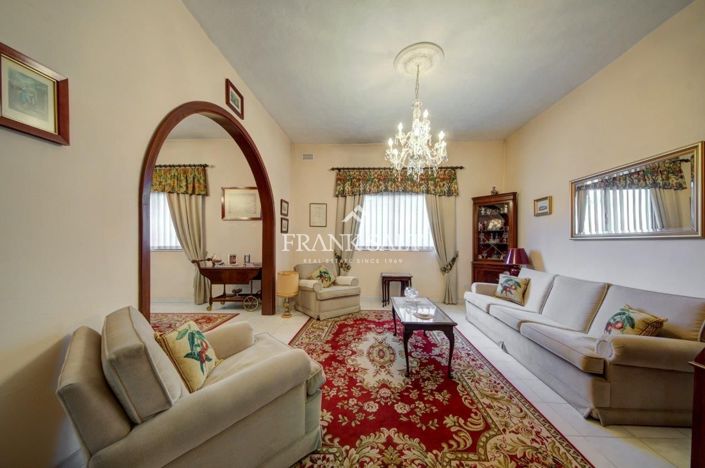 Image No.7-3 Bed Villa for sale