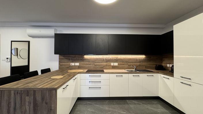 Image No.2-3 Bed Property for sale