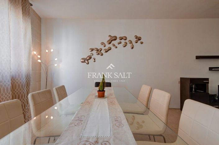 Image No.12-3 Bed Apartment for sale