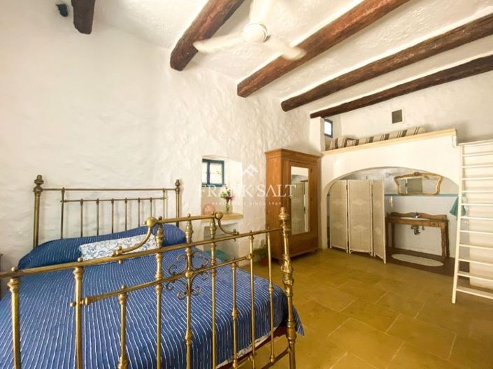 Image No.7-3 Bed Farmhouse for sale