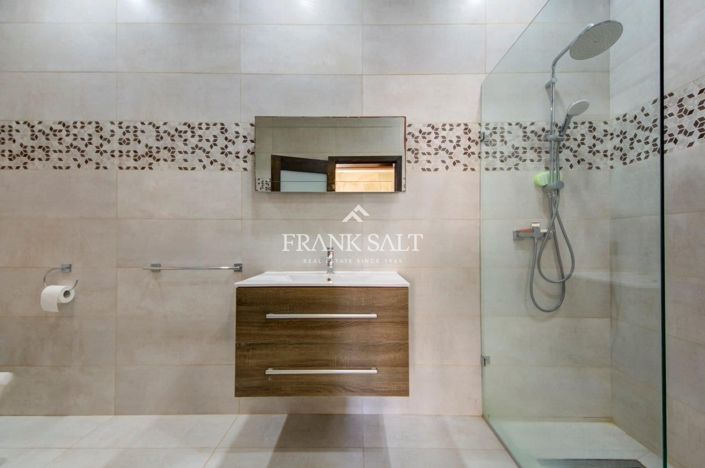 Image No.18-Ferme de 3 chambres à vendre à Xaghra