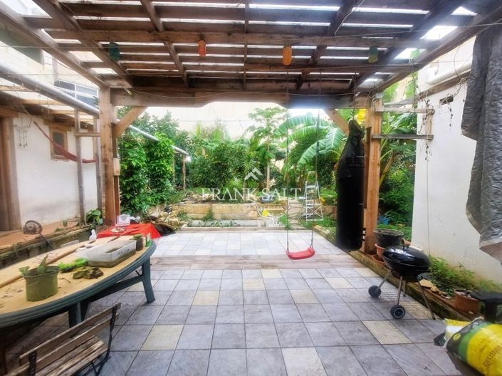 Image No.4-2 Bed Townhouse for sale