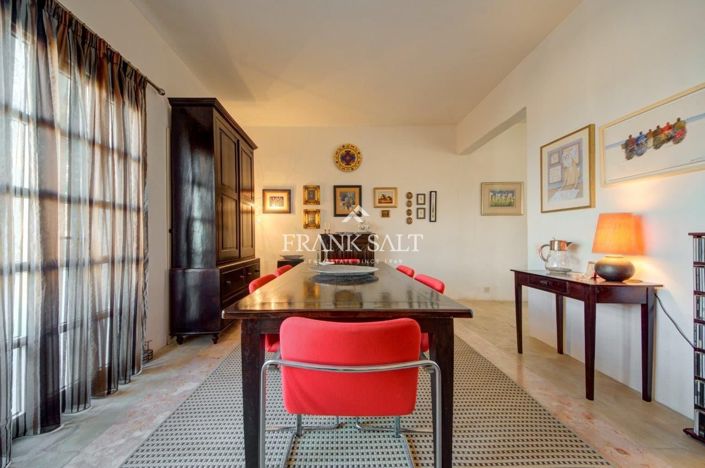 Image No.5-3 Bed Townhouse for sale