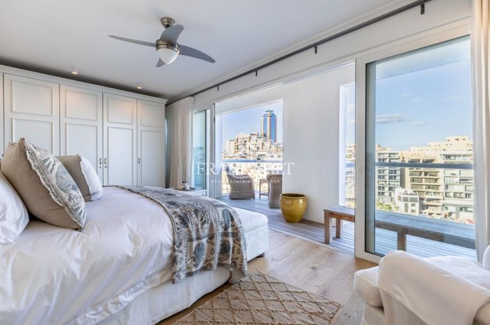 Image No.20-5 Bed Apartment for sale