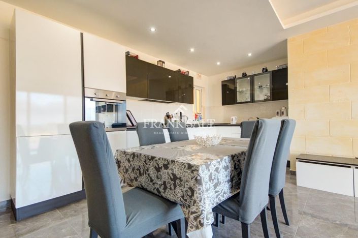 Image No.10-Penthouse de 3 chambres à vendre à Ghajnsielem