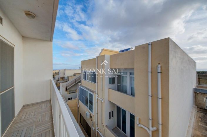 Image No.19-Penthouse de 3 chambres à vendre à Ghajnsielem