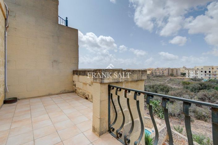 Image No.21-Ferme de 3 chambres à vendre à Qala