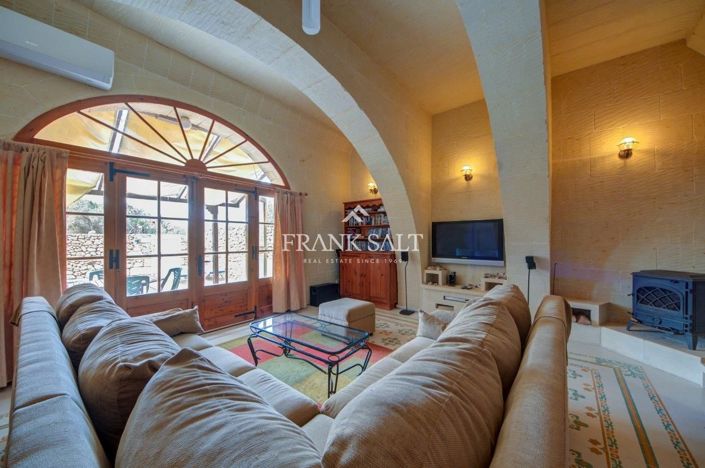 Image No.6-Ferme de 3 chambres à vendre à Qala