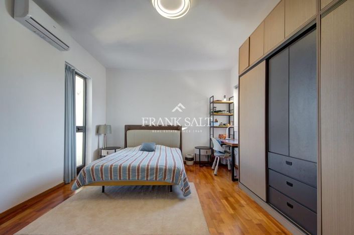 Image No.17-5 Bed Penthouse for sale