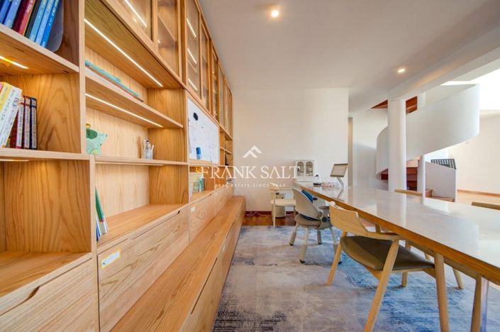 Image No.9-5 Bed Penthouse for sale