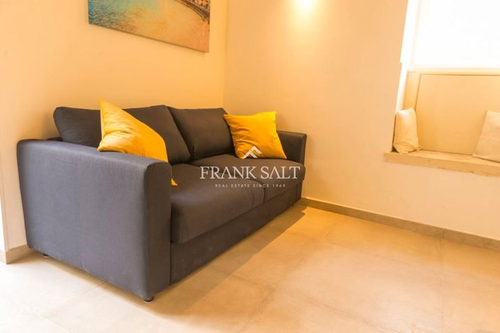 Image No.11-2 Bed Townhouse for sale