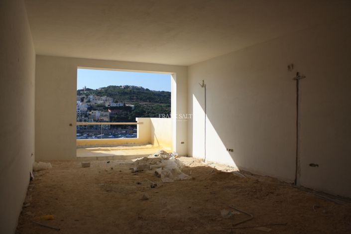 Image No.2-3 Bed Property for sale