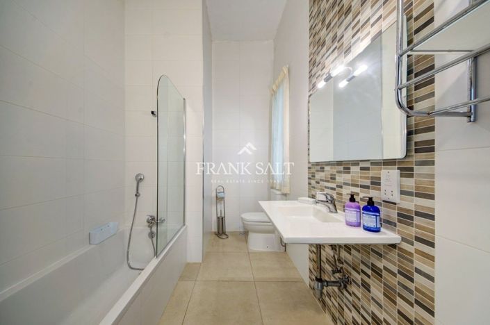 Image No.30-Appartement de 3 chambres à vendre à Xemxija