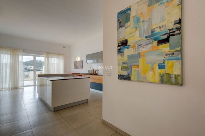 Image No.7-3 Bed Property for sale