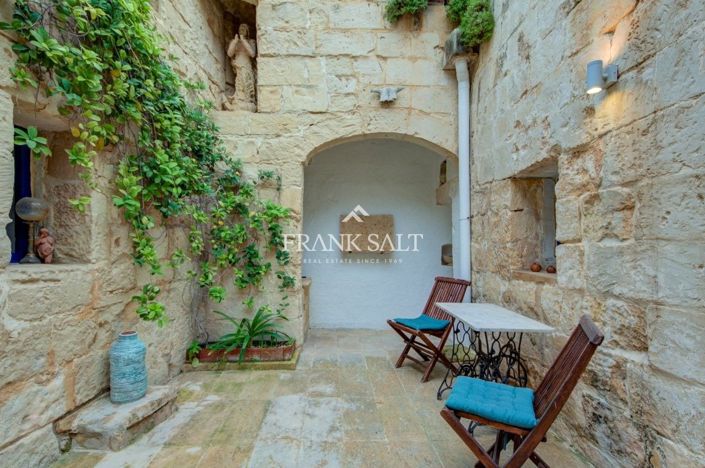 Image No.4-Ferme de 3 chambres à vendre à Malta