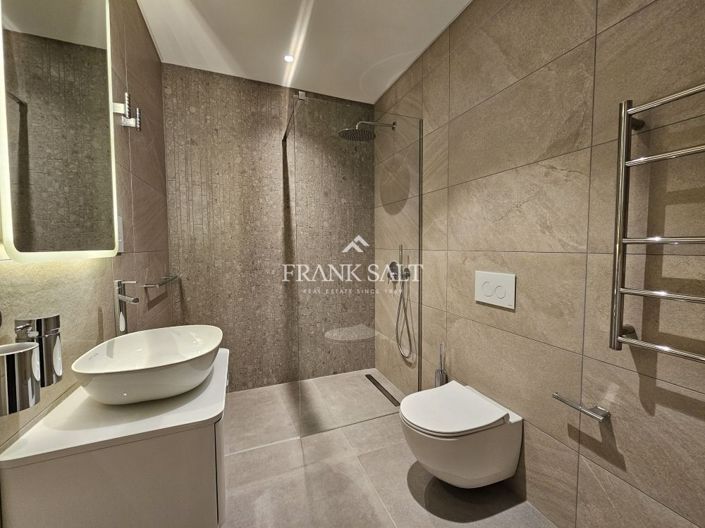 Image No.11-1 Bed Studio for sale