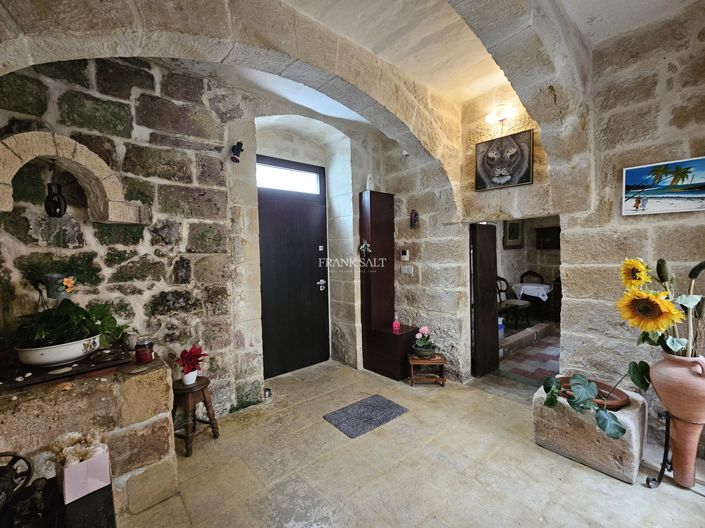 Image No.3-Propriété de 3 chambres à vendre à Mosta
