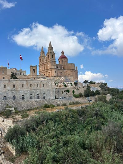 Image No.15-3 Bed Apartment for sale