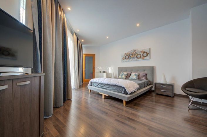 Image No.18-Propriété de 4 chambres à vendre à Sliema