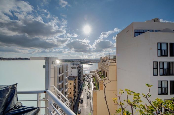 Image No.2-Propriété de 4 chambres à vendre à Sliema