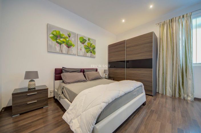 Image No.22-Propriété de 4 chambres à vendre à Sliema