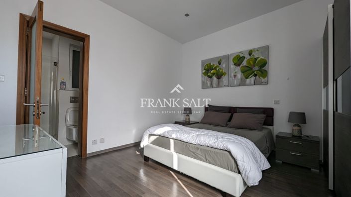 Image No.28-4 Bed Penthouse for sale