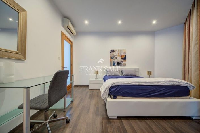 Image No.33-4 Bed Penthouse for sale