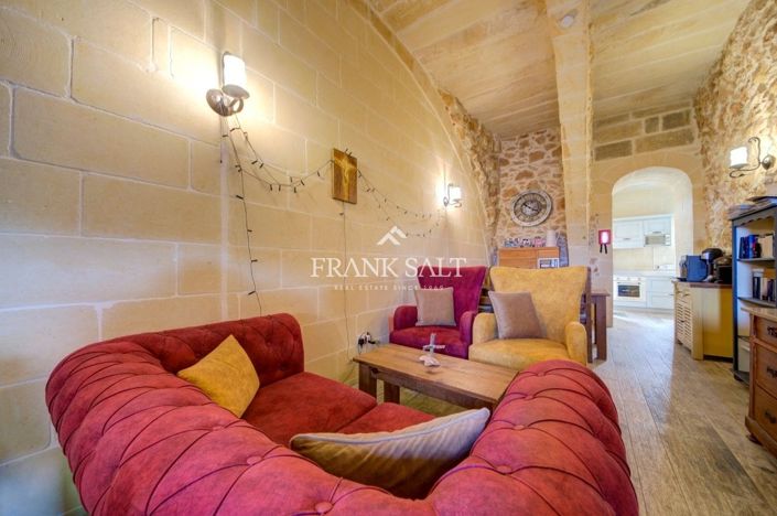 Image No.7-4 Bed Farmhouse for sale