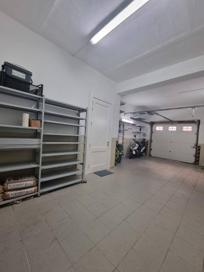 Image No.25-3 Bed Townhouse for sale