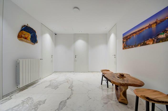 Image No.14-5 Bed Villa for sale