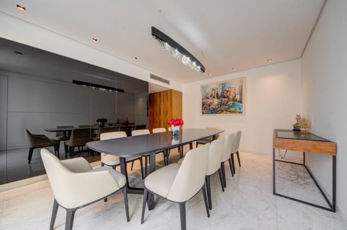 Image No.28-5 Bed Villa for sale