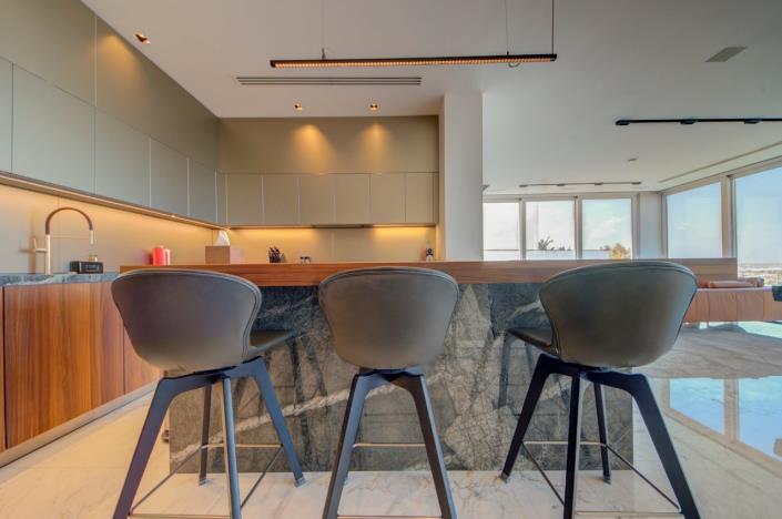 Image No.33-5 Bed Villa for sale