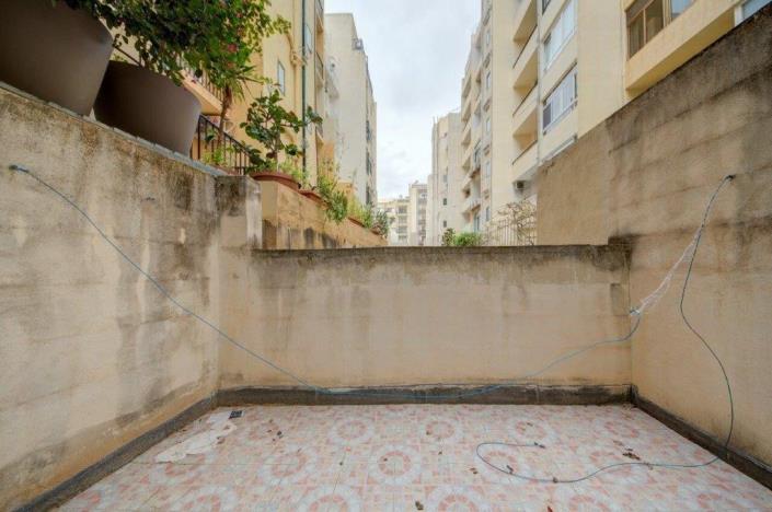 Image No.14-2 Bed Apartment for sale