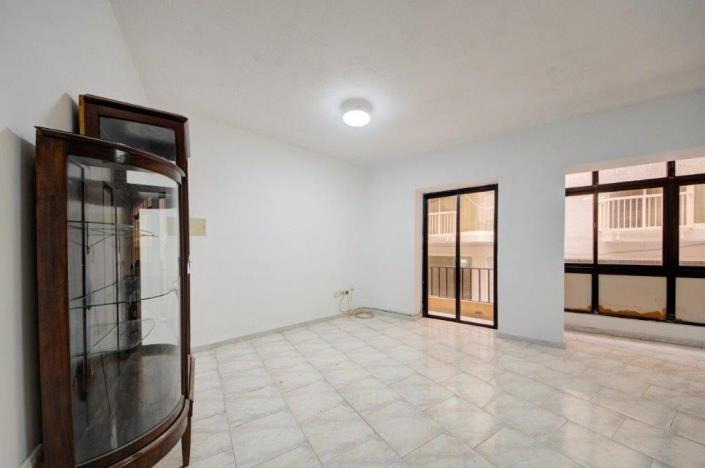 Image No.20-2 Bed Apartment for sale