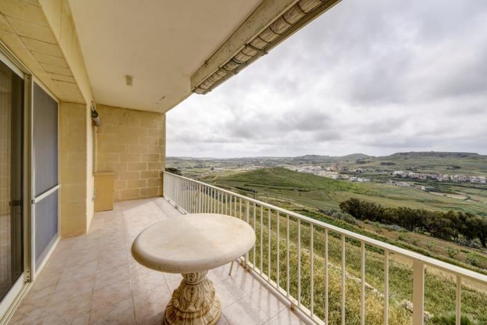 Image No.3-3 Bed Apartment for sale