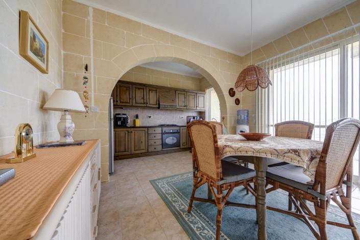 Image No.12-3 Bed Apartment for sale