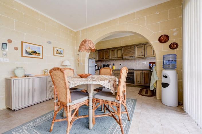 Image No.13-3 Bed Apartment for sale