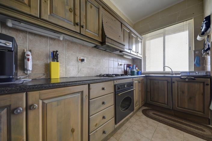 Image No.16-3 Bed Apartment for sale