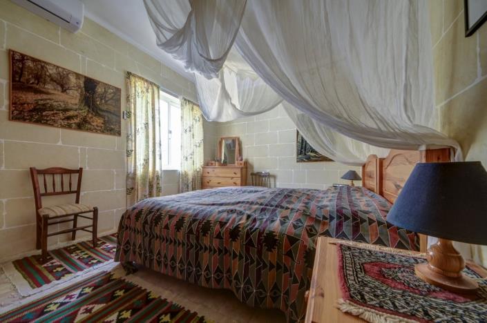 Image No.26-3 Bed Apartment for sale